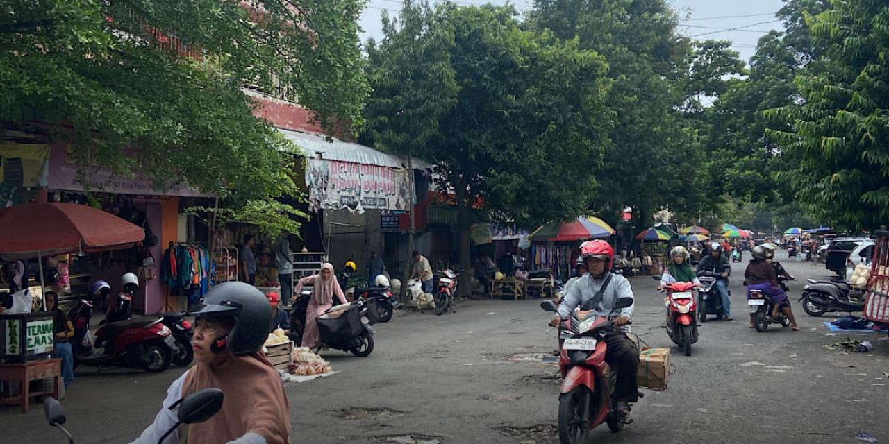 Pasar Pamenang Pare. (Foto: Yanuar Dedy/jatimnow.com)