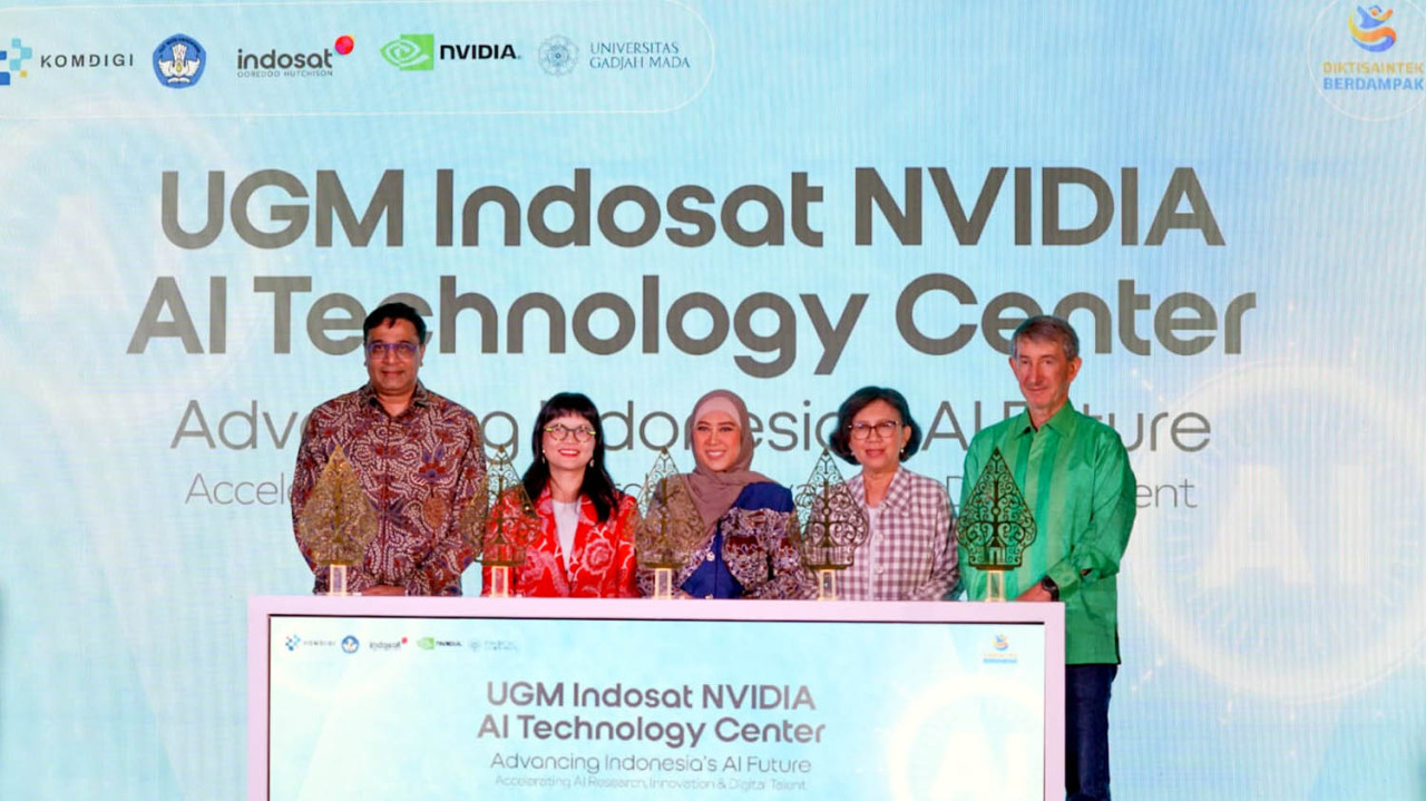 UGM, Indosat, NVIDIA, dan Kemkomdigi meresmikan pusat teknologi AI untuk memperkuat riset, talenta, dan inovasi di Indonesia. (Foto: IOH for jatimnow.com)