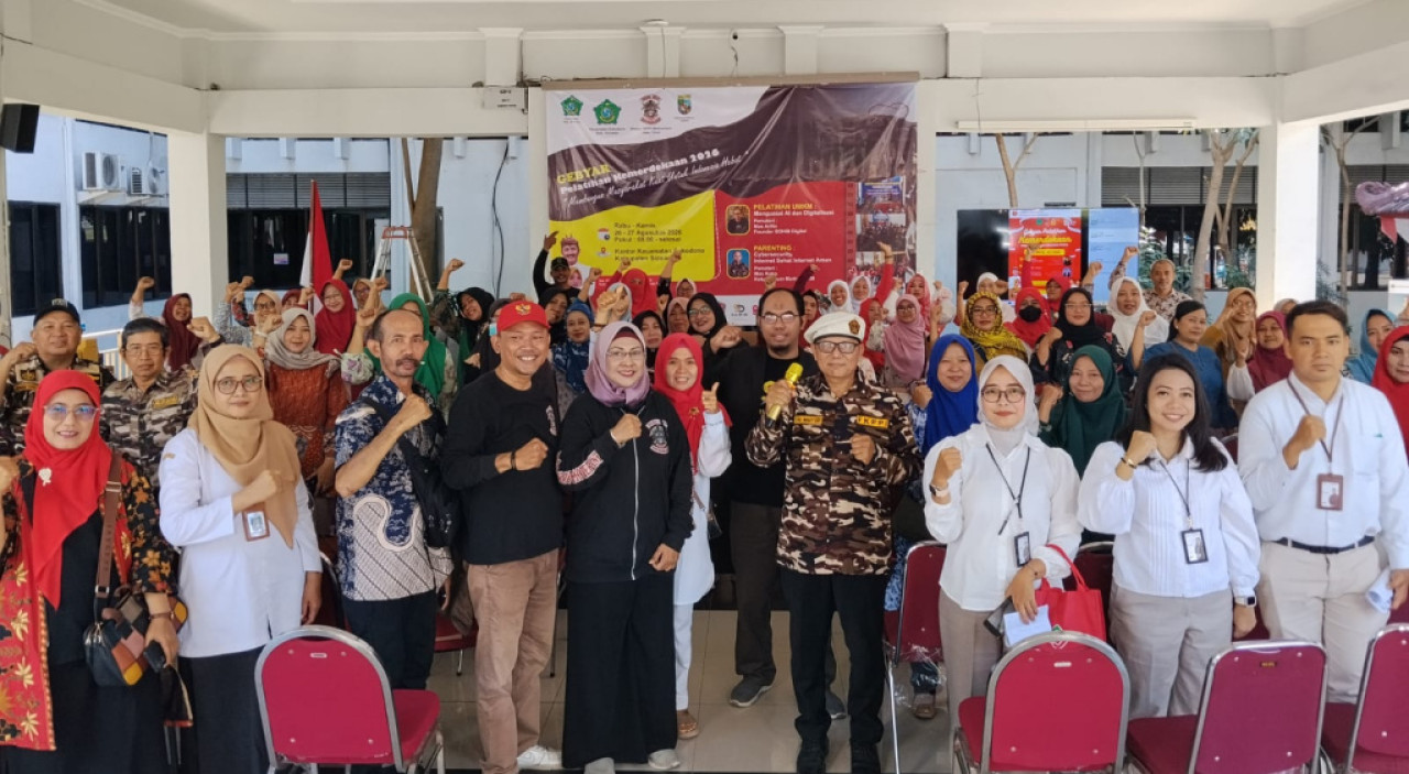 Sekitar 100 pelaku UMKM Sukodono mengikuti pelatihan AI dan digitalisasi untuk memperluas pasar dan meningkatkan daya saing usaha. (Foto: Markas UKM for jatimnow.com)