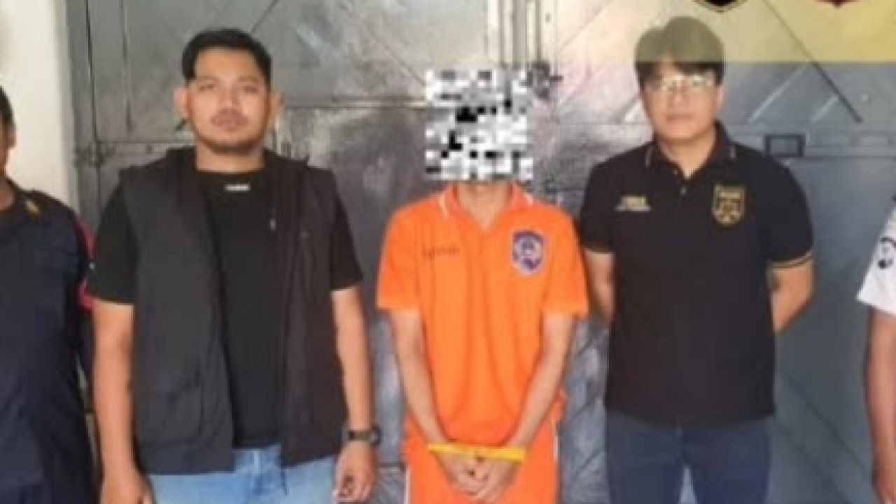 Tersangka penipuan haji saat ditangkap Polisi. (Foto: Polres Tulungagung for jatimnow.com)