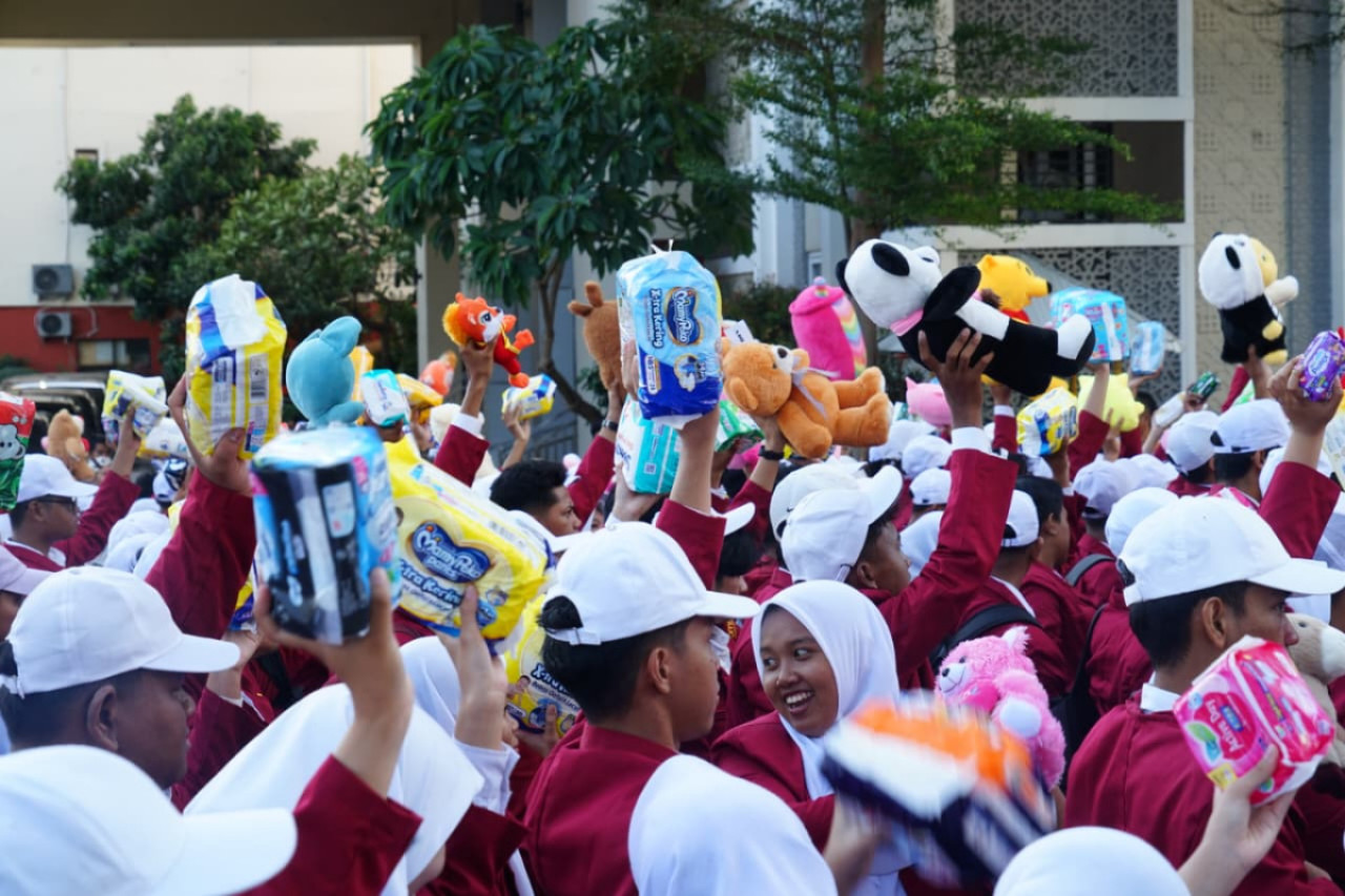 Maba Umsura Kumpulkan Pembalut dan Popok untuk Korban Bencana NTT