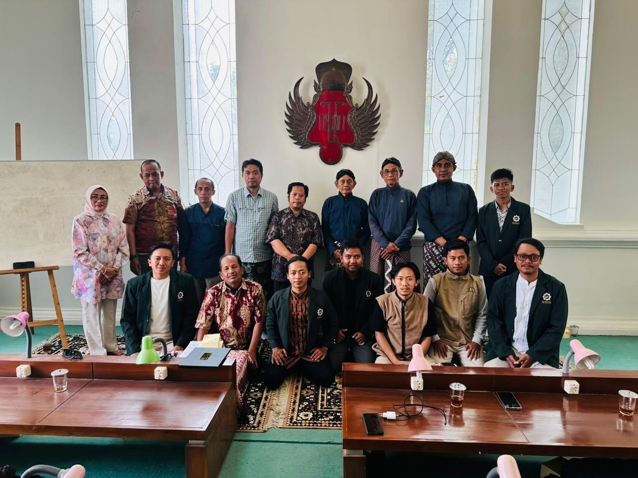 Mahasiswa magister UINSA saat berkunjung ke Yogyakarta. (Foto: UINSA for jatimnow.com)