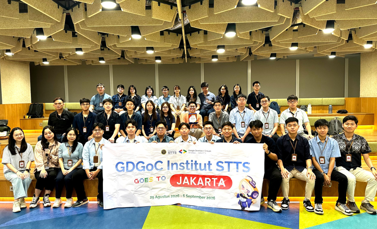 Company Visit Jakarta 2026 menjadi ruang untuk mempertemukan teori yang dipelajari mahasiswa dengan praktik industri. (Foto: Humas ISTTS for jatimnow.com)