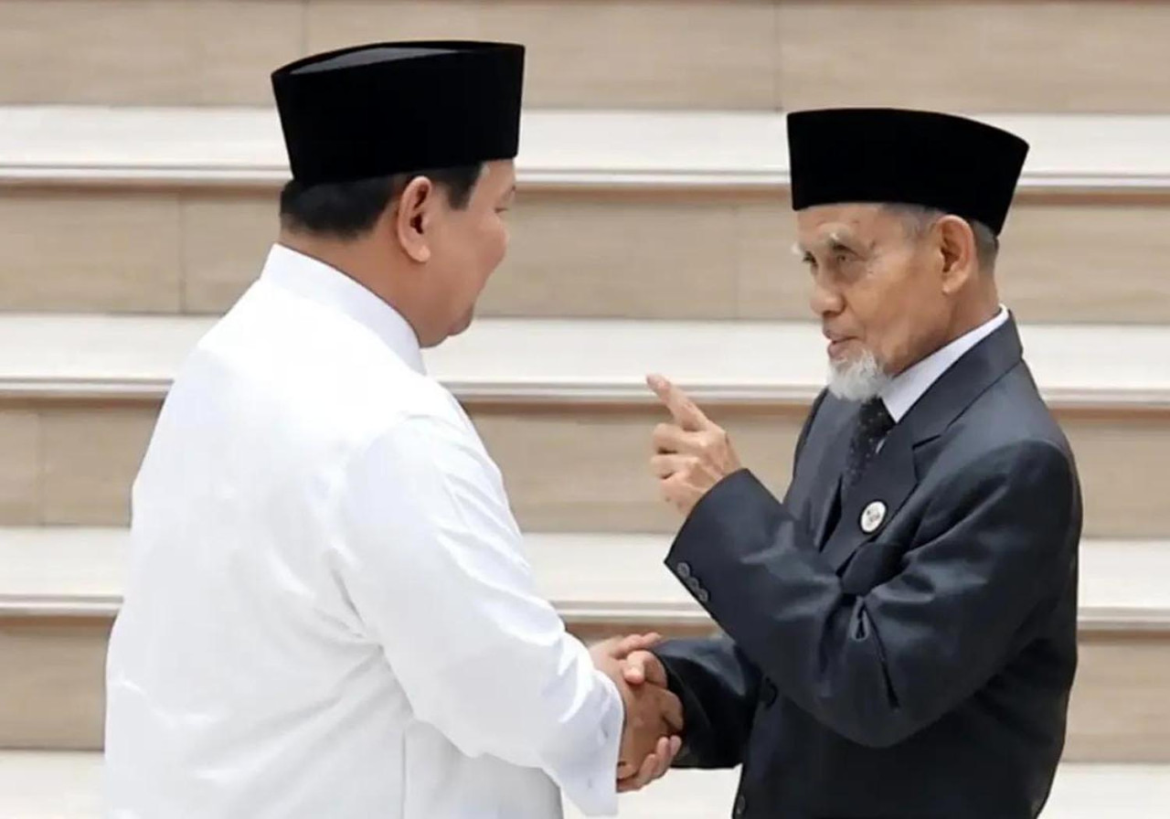 Pidatonya Viral, Berikut Profil Pimpinan Ponpes Gontor KH Hasan Abdullah Sahal