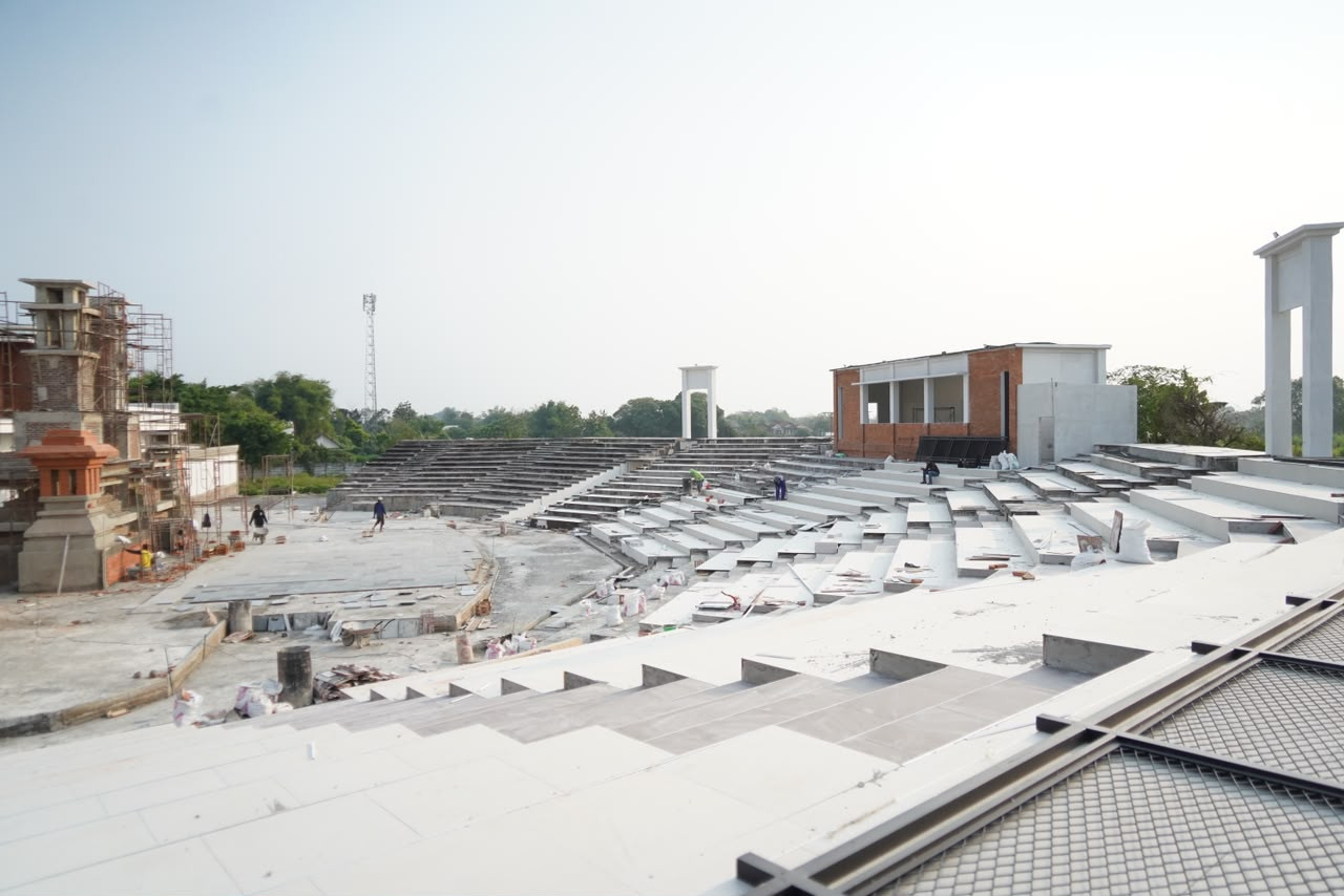 Amfiteater, salah satu wajah baru museum Kabupaten Kediri yang berkapasitas kurang lebih 1000 penonton. (Foto: Pemkab Kediri/jatimnow.com)