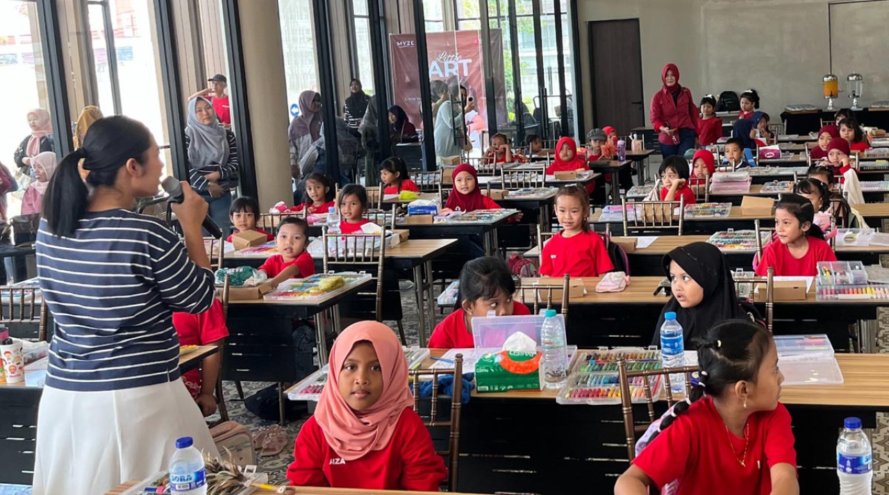 MYZE Hotel Sumenep menghadirkan Little ART, kegiatan mewarnai untuk mengasah kreativitas anak sekaligus mempererat kebersamaan keluarga. (Foto/jatimnow.com)