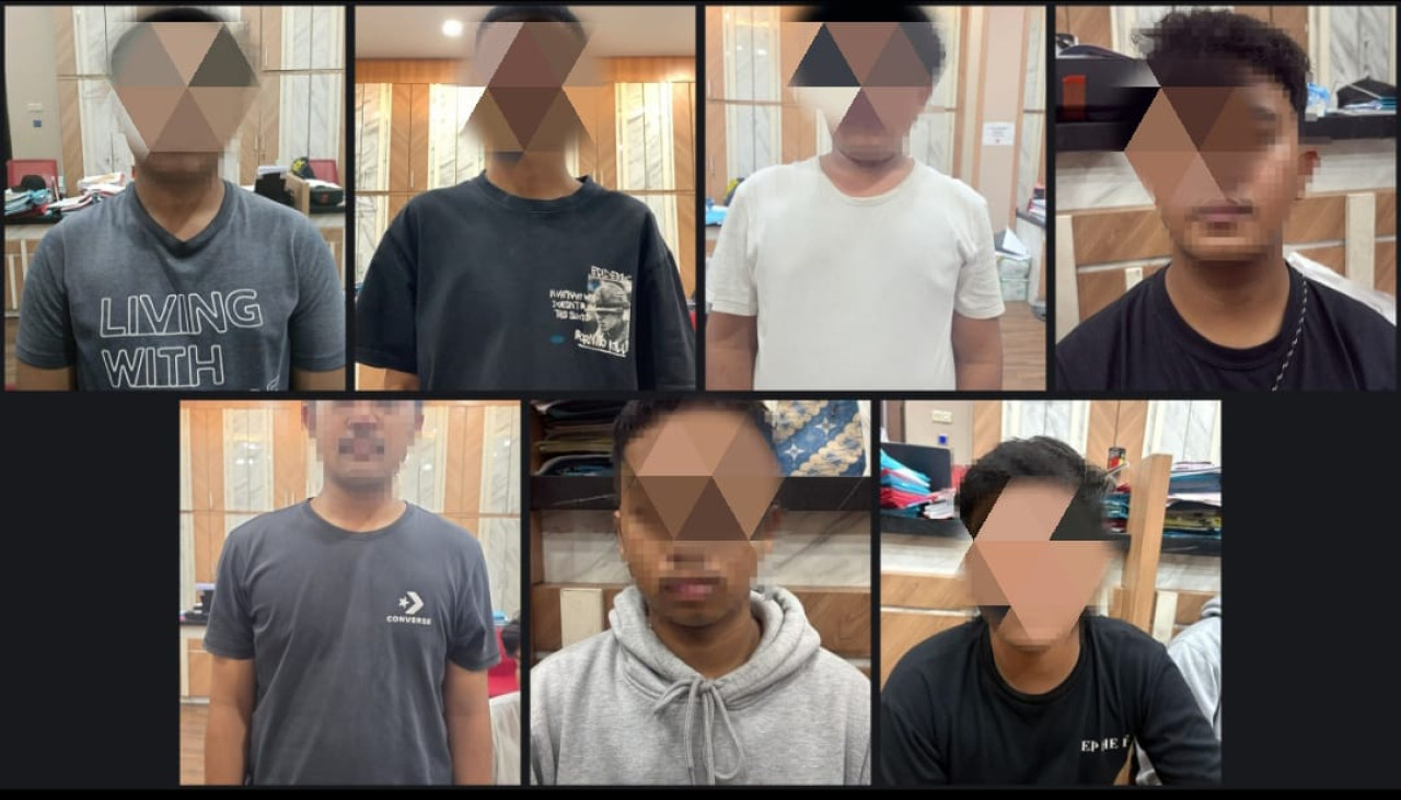 Para tersangka pengeroyokan dari geng Anjalutung. (Foto: Humas Polrestabes Surabaya/jatimnow.com)