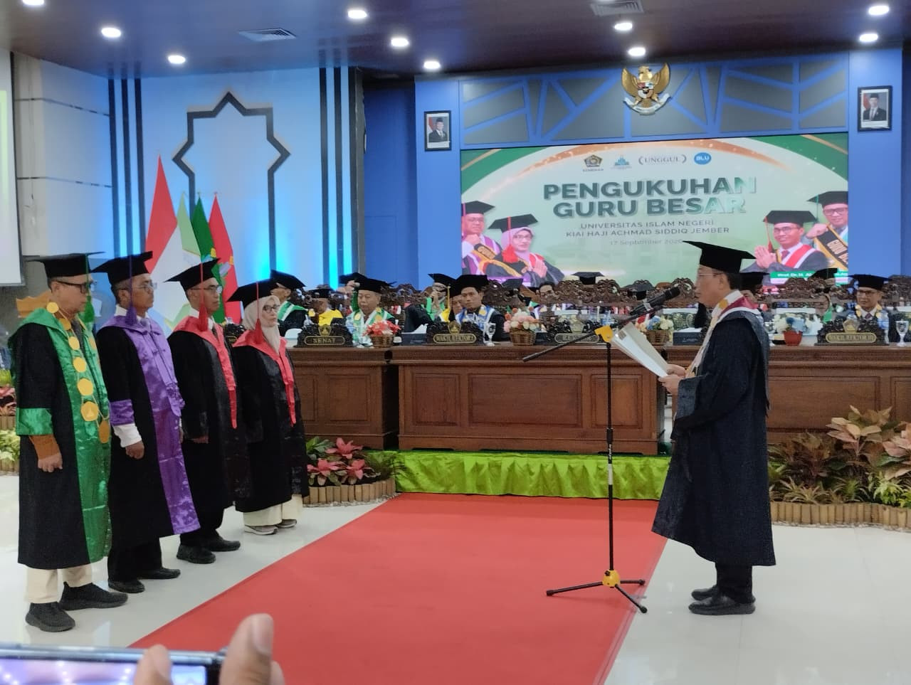 Pengukuhan Guru Besar UIN KHAS Jember. (Foto: Sugianto/jatimnow.com))