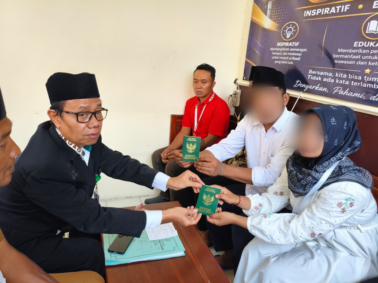Pernikahan tahanan di Lapas Tulungagung. (Foto: Lapas Tulungagung for jatimnow.com)