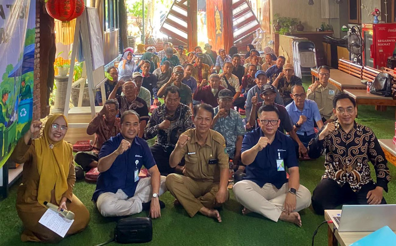 Sosialisasi jaminan sosial ketenagakerjaan kepada pengelola TPS3R di Sidoarjo. (Foto: BPJamsostek for jatimnow.com)