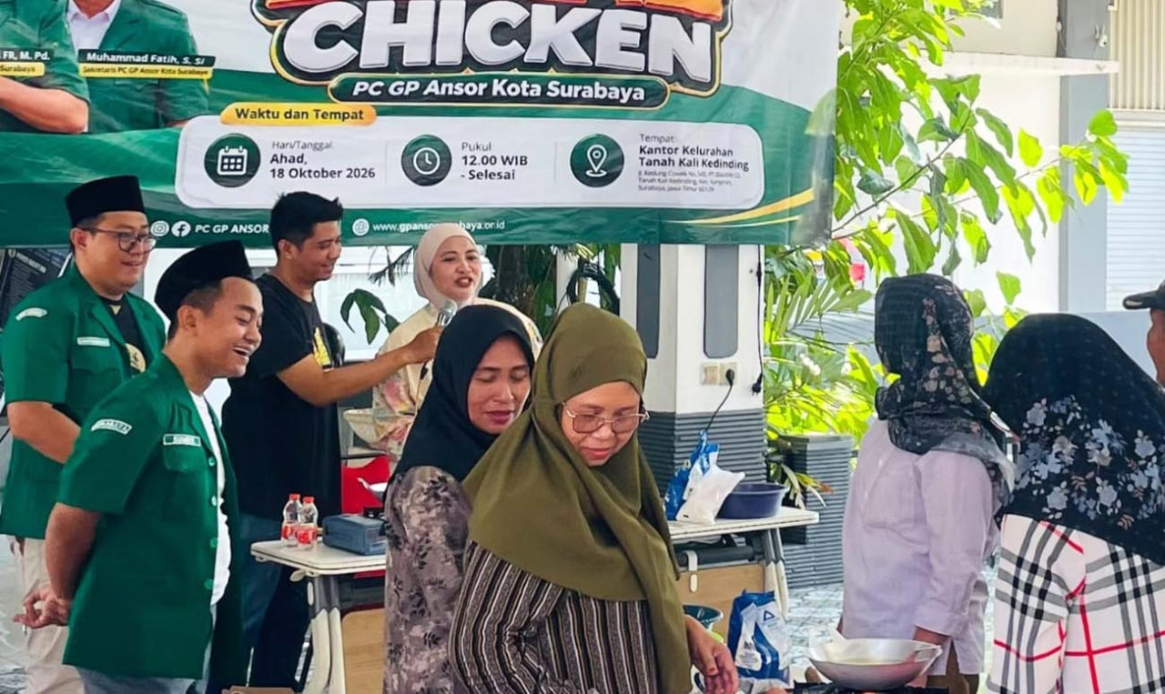 GP Ansor Kota Surabaya menggelar pelatihan BUMAZ Chicken untuk mencetak pengusaha kuliner baru dan mendorong kemandirian ekonomi masyarakat lokal. (Foto: FJN for jatimnow.com)