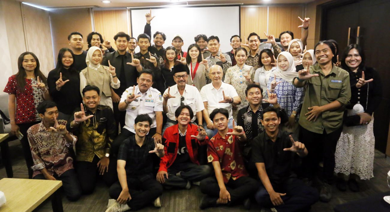 GMNI Surabaya Raya bersama Rumah Literasi Digital (RLD) menggelar Pelatihan Jurnalistik Batch #3 di Hotel The Alana Surabaya, Jumat (16/10/2026). (Foto: Ali Masduki/jatimnow.com)