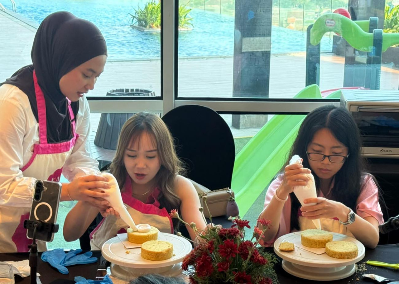 Serunya Kelas Bikin Kue dan Kopi di Ciputra World Surabaya
