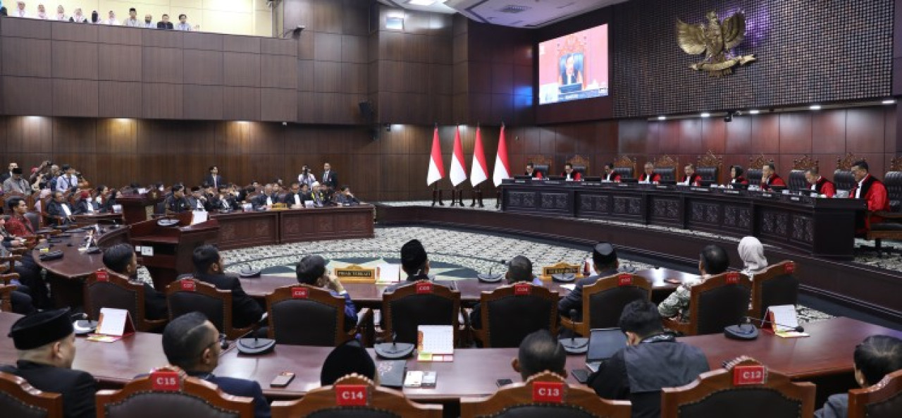 Suasana sidang pengucapan putusan sengketa Perselisihan Hasil Pemilihan Umum Presiden dan Wakil Presiden di Ruang Sidang MK. (Foto: Humas MK Ifa)