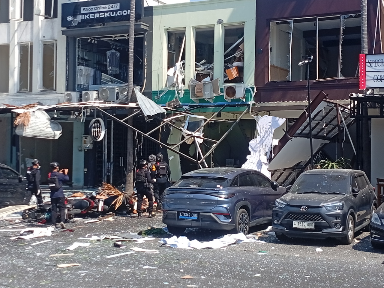 Puluhan Ruko Rusak Imbas Ledakan di Perumahan San Antonio Surabaya