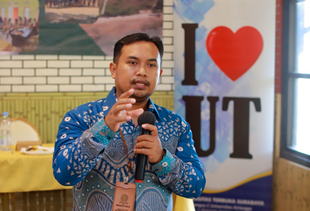 Dosen Pariwisata Universitas Terbuka (UT) Surabaya, Sucipto. (Foto: FJN for jatimnow.com)