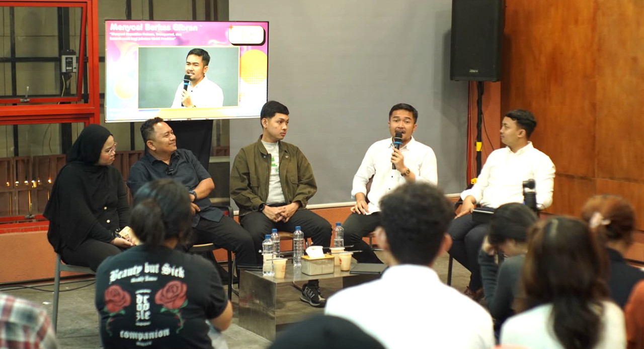 Forum “Menyoal Berkas Gibran” di Surabaya mendorong transparansi, kepastian hukum, dan integritas proses konstitusional. (Foto/jatimnow.com)