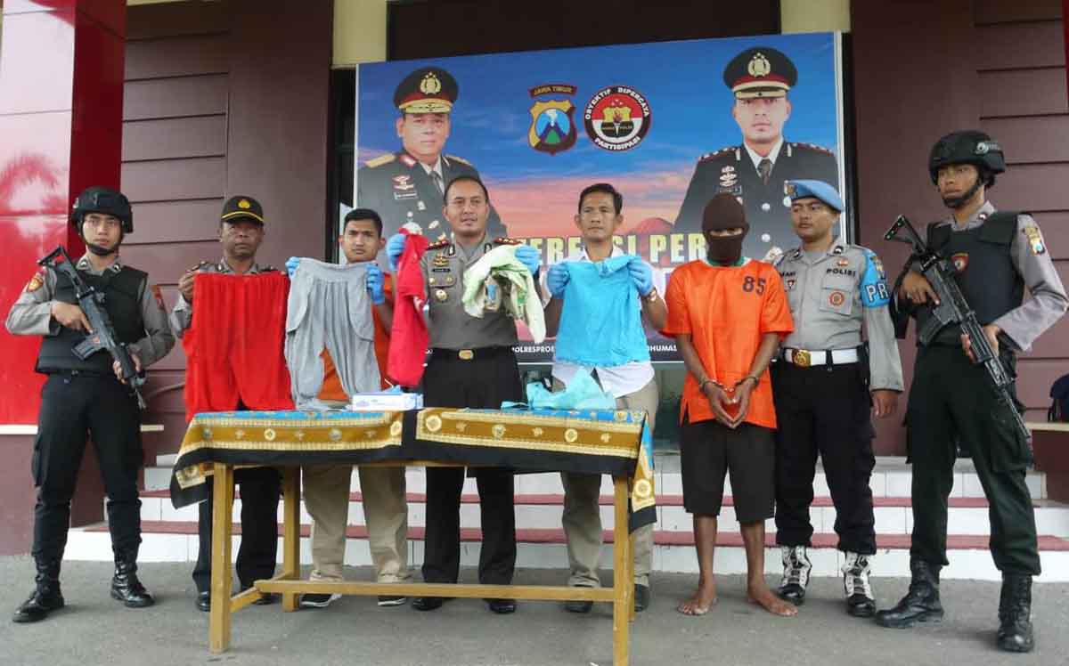 Kapolres Probolinggo, AKBP Eddwi Kurniyanto menunjukkan barang bukti dan tersangka