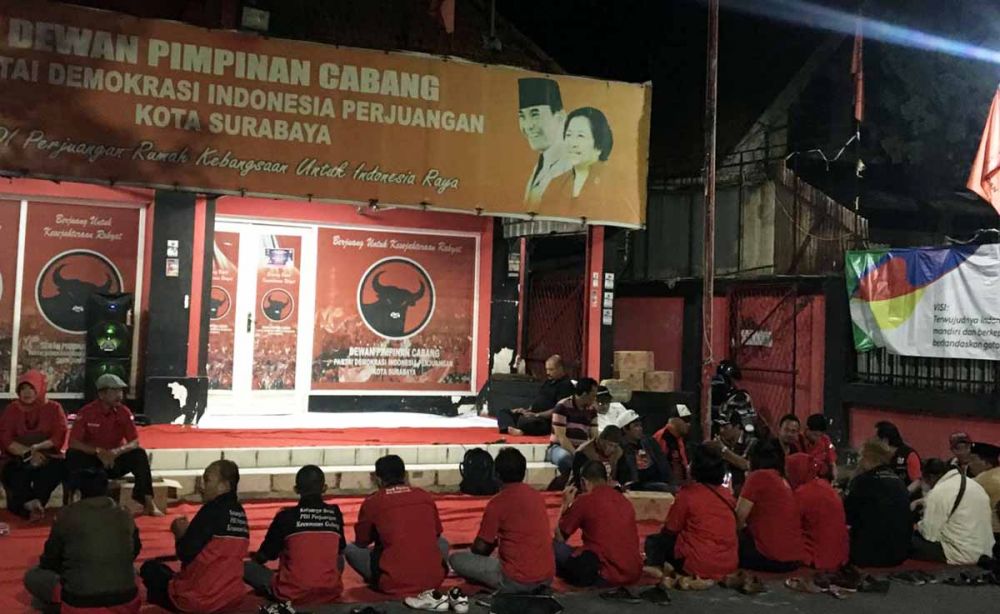 Massa Bawah Gelar Aksi, Elit PDIP Surabaya Malah Tak Tampak