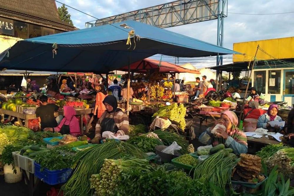 Relokasi PKL Pagi di Pasar Besar Kota Batu Terganjal Bulan Suro