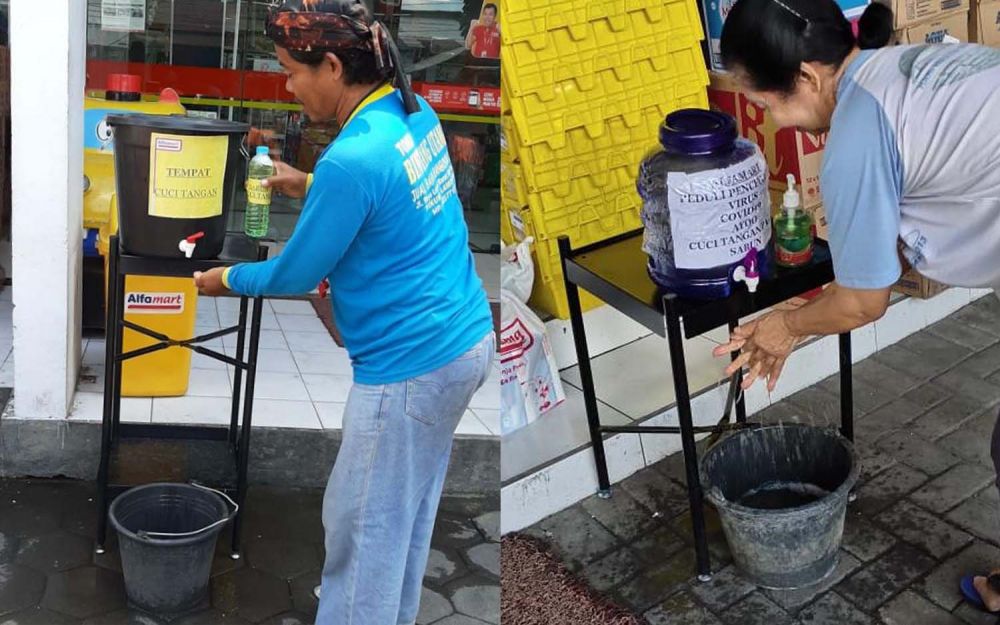 Watafel portable dan sabun disediakan di Alfamart Dharmawangsa dan Pandegiling, Surabaya