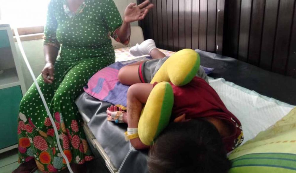 Nizam Dwi Pramana dirawat di RSUD RA Basoeni, Kecamatan Gedeg, Kabupaten Mojokerto