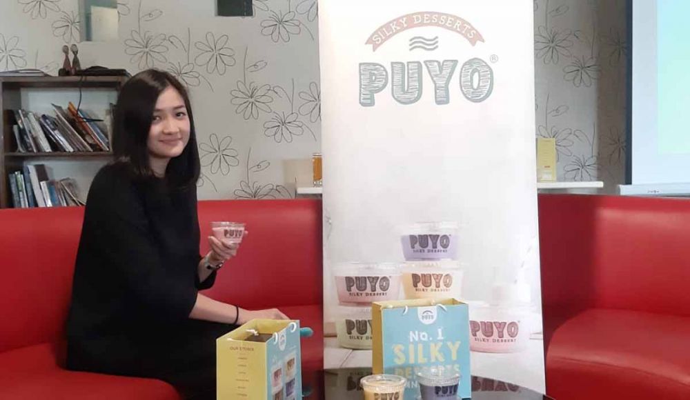 Eugenie Patricia Agus, anak muda yang sukses dengan produk puding melalui media sosial
