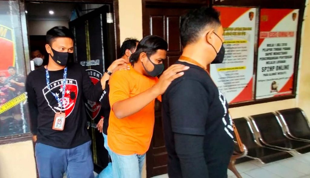 Anggota DPRD Bangkalan Tersangka Penembakan Ditahan, Polisi Gelar Rekonstruksi