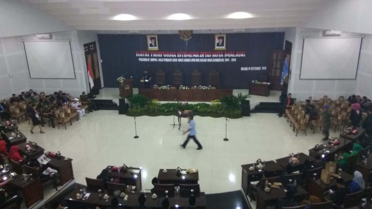 Suasana ruang sidang jelang pelantikan anggota DPRD Kota Malang hasil PAW/Avirista Midaada