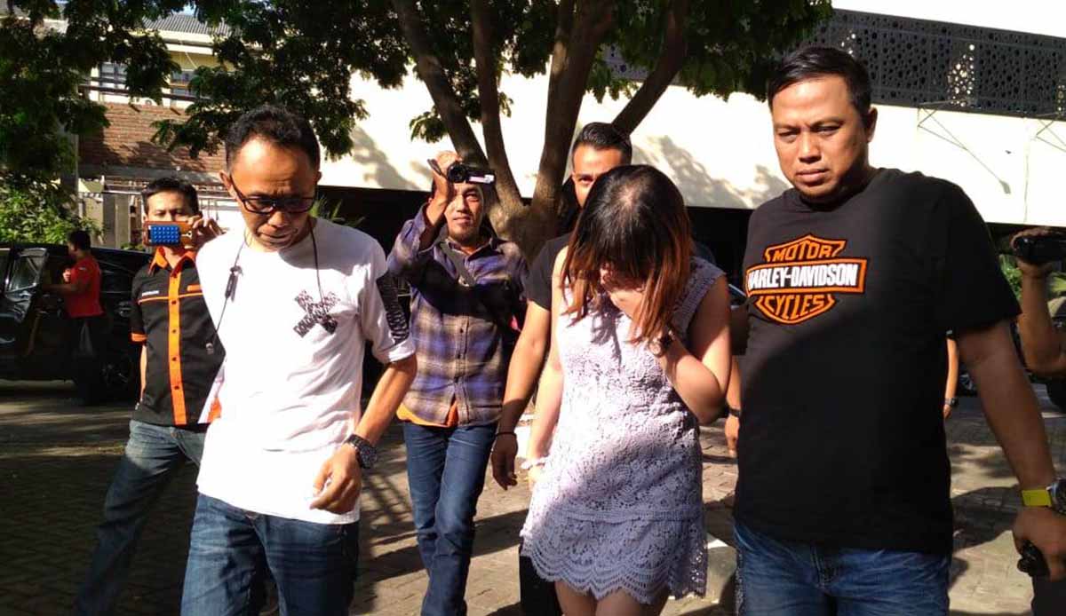 Dua Artis Ditangkap di Surabaya Bersama Mucikari