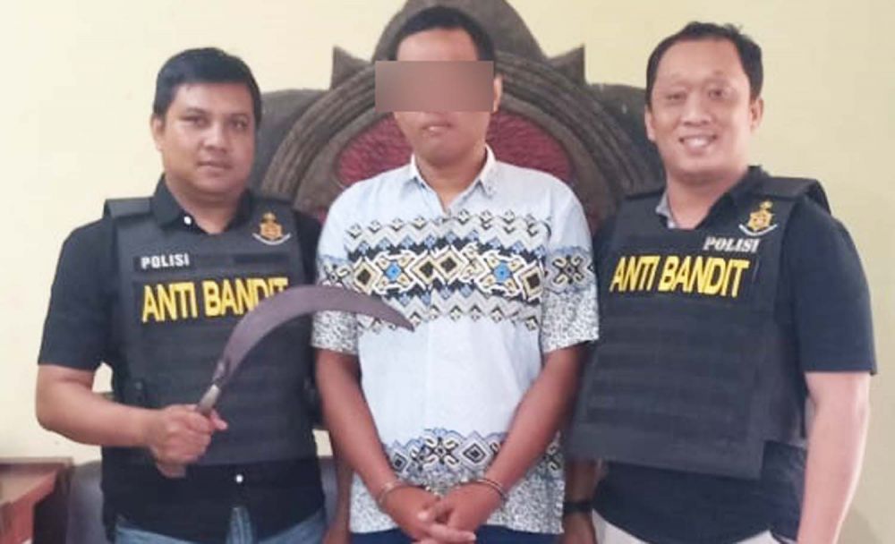 Diejek saat Pesta Miras, Pemuda di Surabaya Bacok Teman