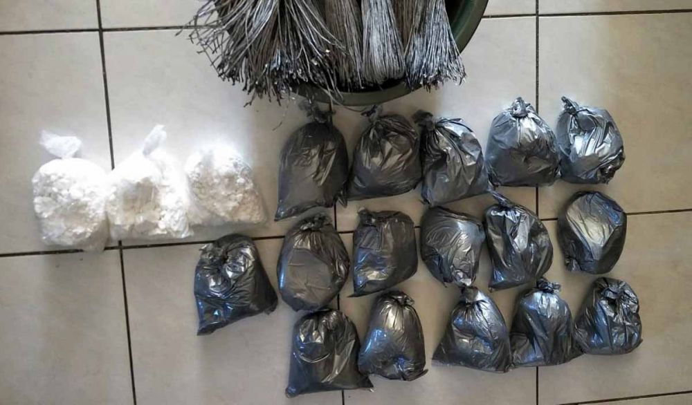 Simpan Bahan Peledak 19 Kg, Tiga Warga Probolinggo Ditangkap