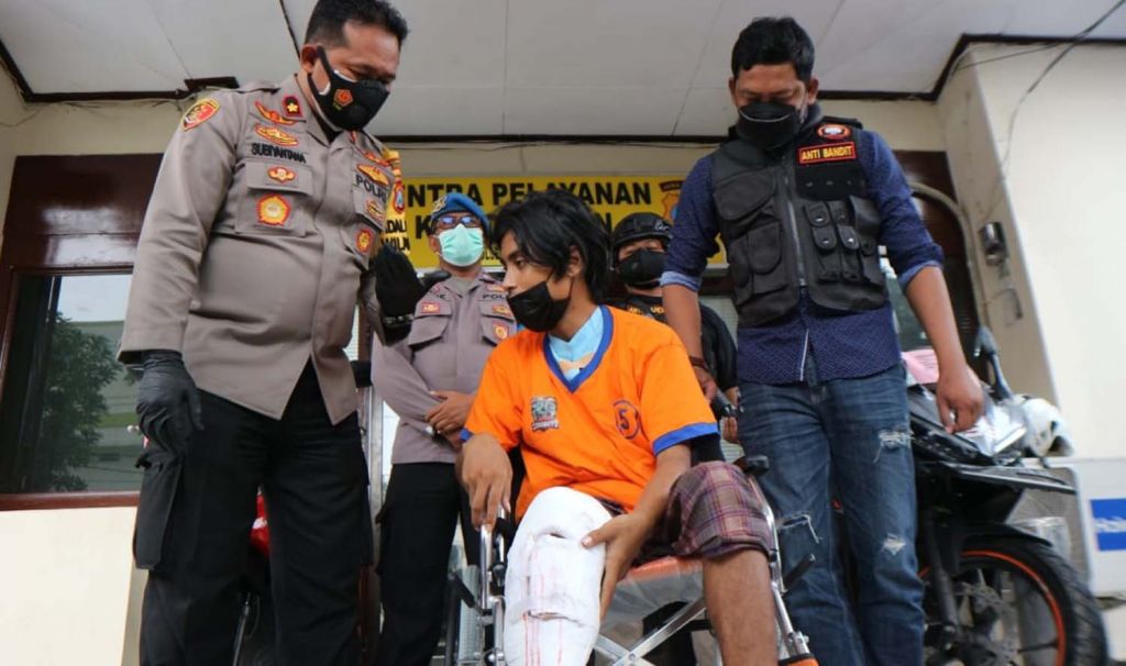 Cerita Menegangkan saat Polisi Lumpuhkan Bandit Motor di Surabaya