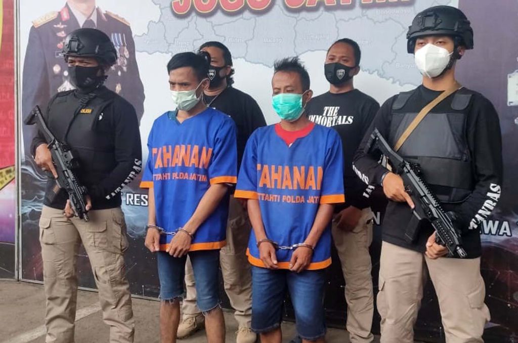 Dua bandit yang biasa mencuri motor di daerah Tapal Kuda diamankan Subdit Jatanras Polda Jatim