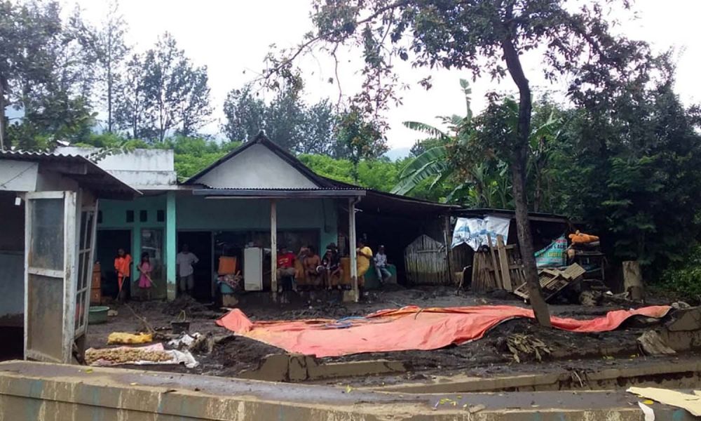 Foto: Perkampungan di Lereng Ijen Bondowoso Usai Disapu Banjir Bandang