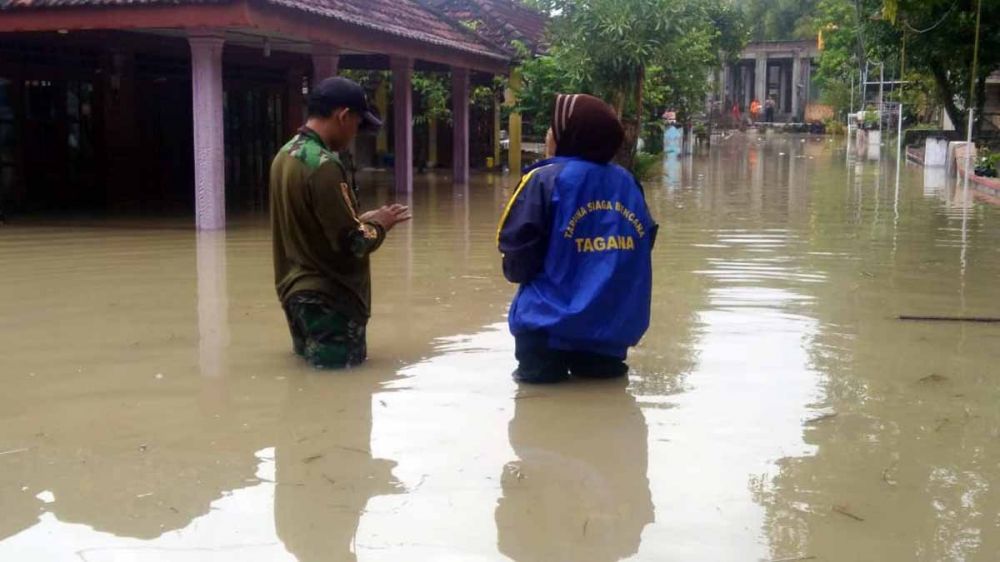 Banjir merendam tiga desa di Kecamatan Dawarblandong, Kabupaten Mojokerto