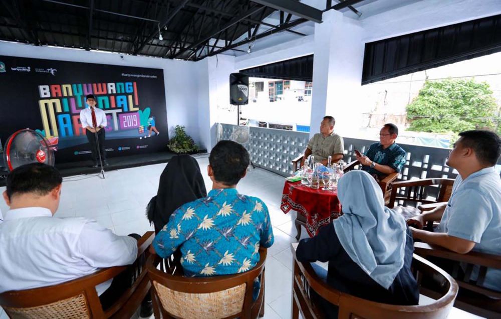 Bupati Abdullah Azwar Anas saat meresmikan Banyuwangi Millennial Market