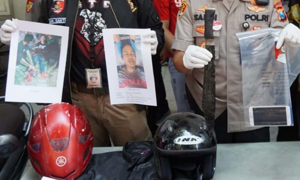 Tampang Hartono, begal sadis perampas motor di Surabaya yang ditembak mati beserta pisau penghabisan yang dipakai melukai korbannya