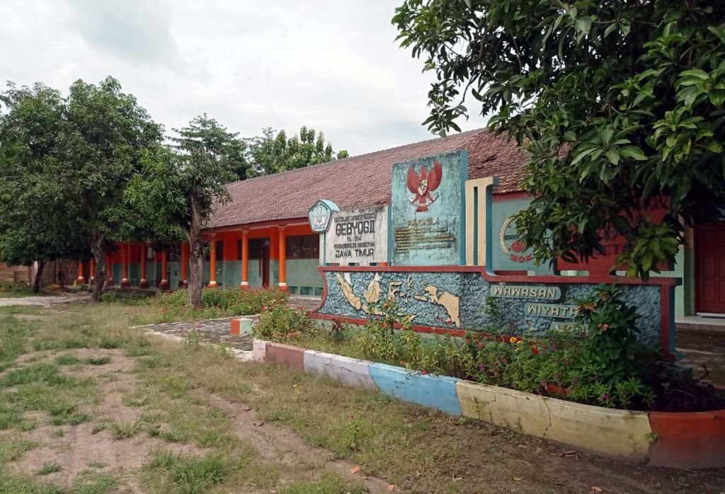 Bekas gedung SD di Magetan yang dijadikan ruang isolasi pasien Covid-19 tanpa gejala