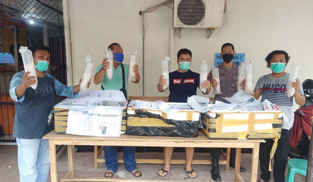 Geledah Mobil Misterius, Polisi Temukan 40 Ribu Ekor Benih Lobster