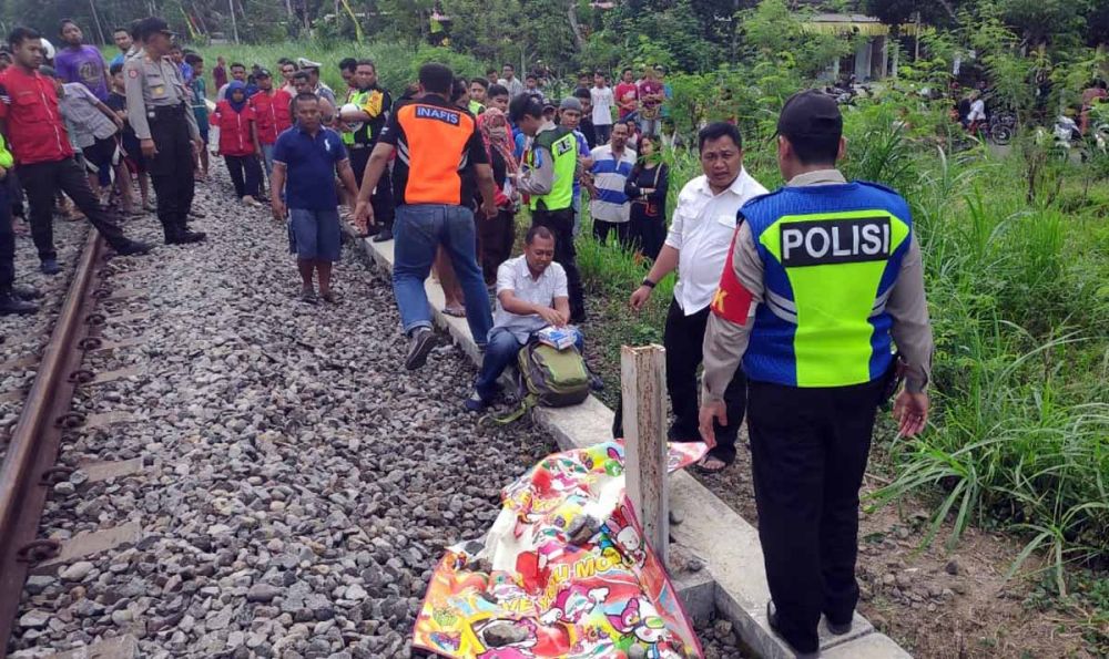 Jasad wanita tersambar kereta api di Blitar