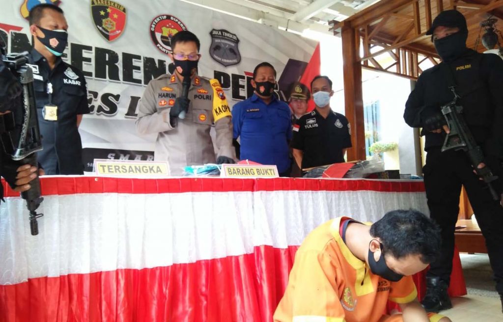 Bos distro yang lecehkan 16 cewek diamankan di Mapolres Lamongan