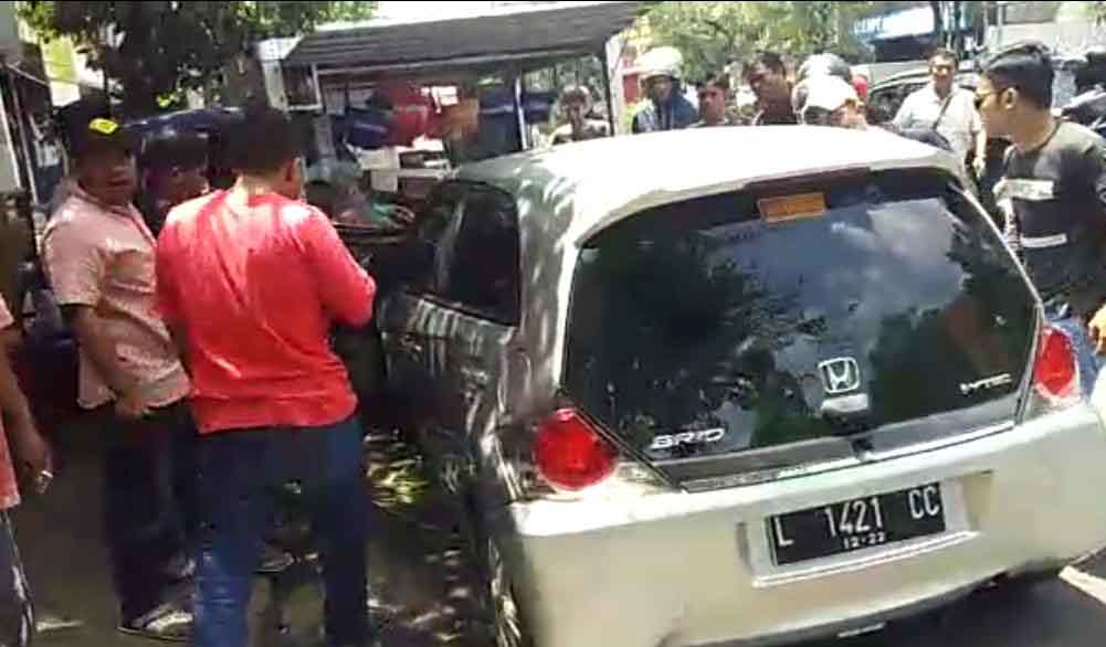 Pengemudi Brio yang Kecelakaan di Kedungdoro Idap Penyakit Epilepsi