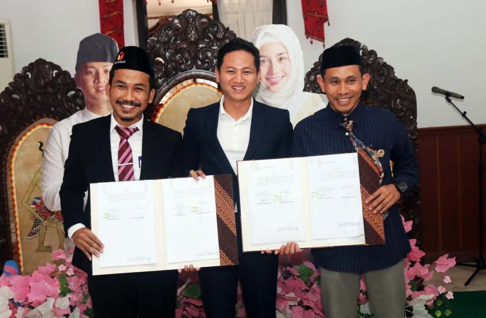 Pemkab Trenggalek Serahkan Dana Hibah Pilkada ke KPU dan Bawaslu