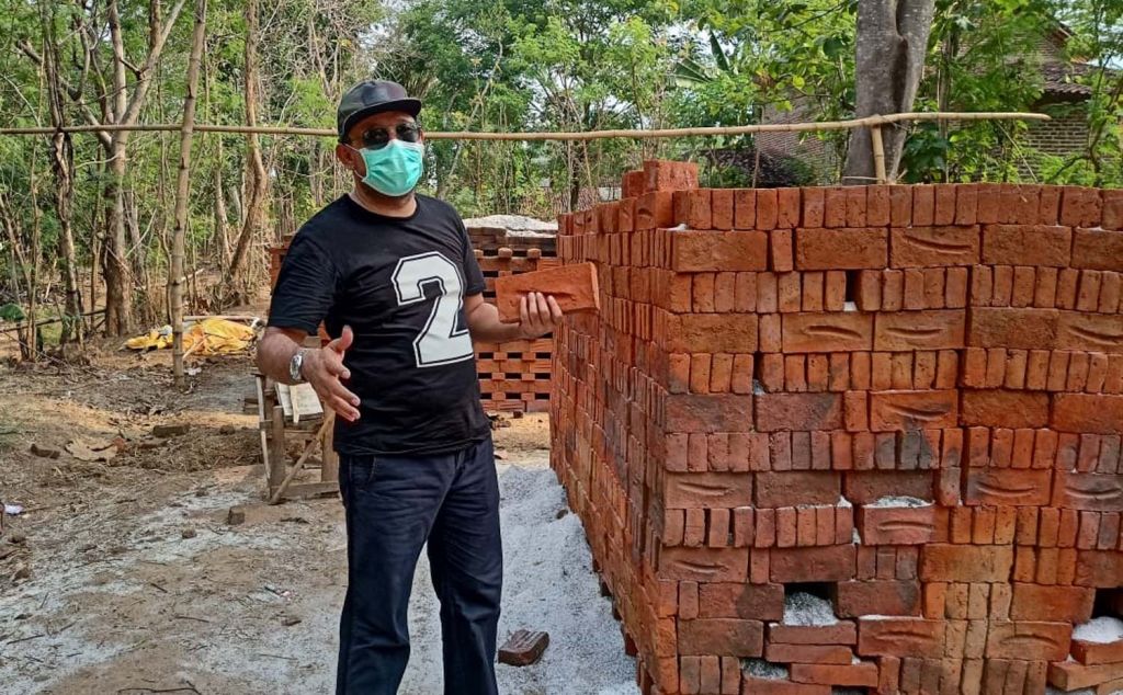 Calon Bupati Ponorogo Ipong Muchlissoni