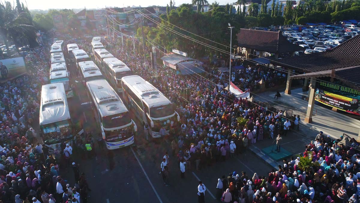 Para calon jemaah haji Ponorogo.