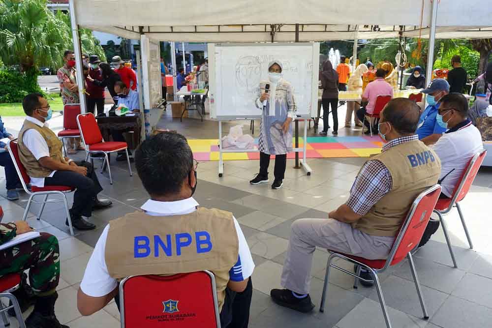 BNPB Pusat bertemu dengan Wali Kota Surabaya Tri Rismaharini