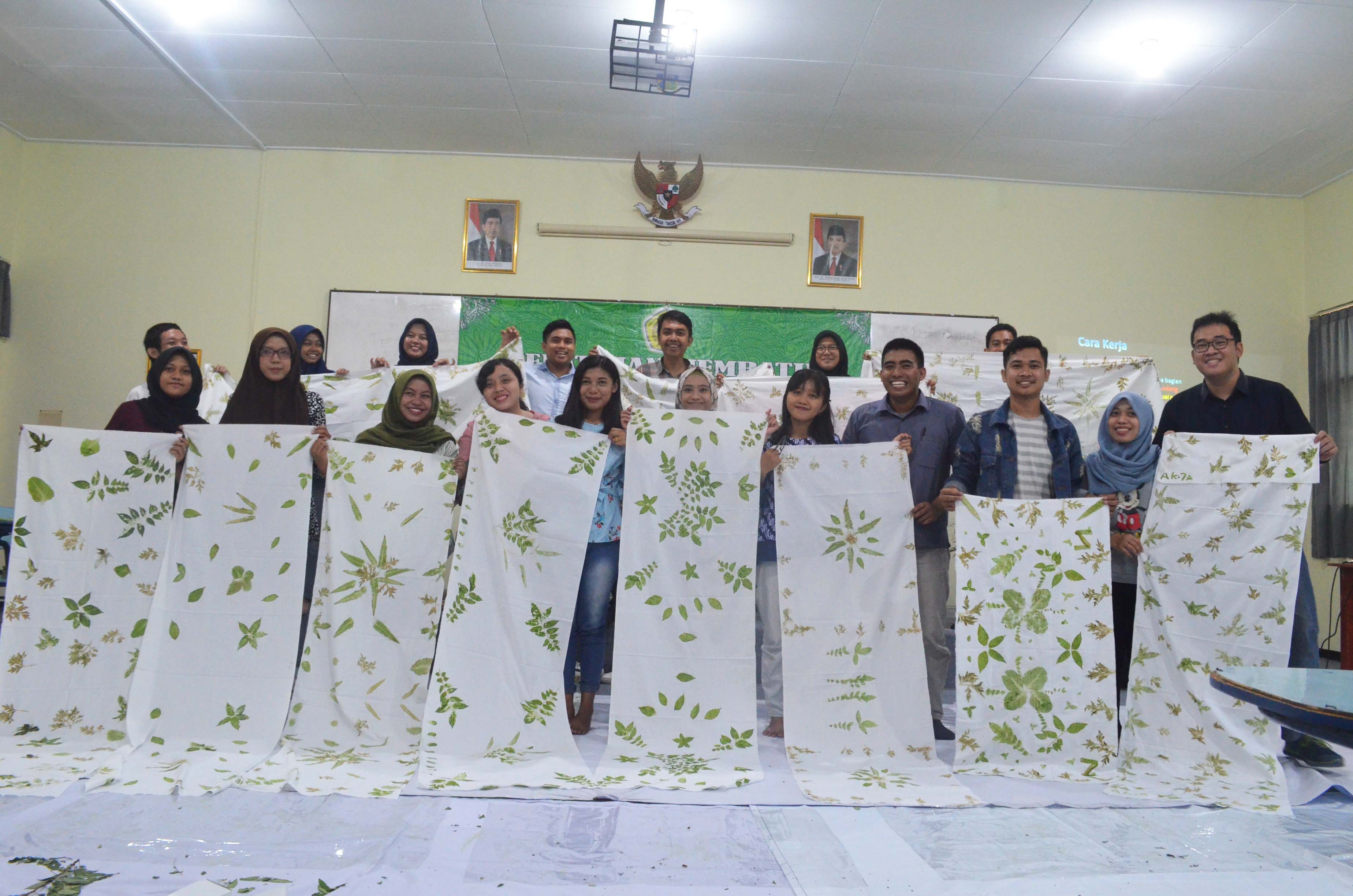 Video: Pembuatan Ecoprint. Apa Itu Ecoprint?