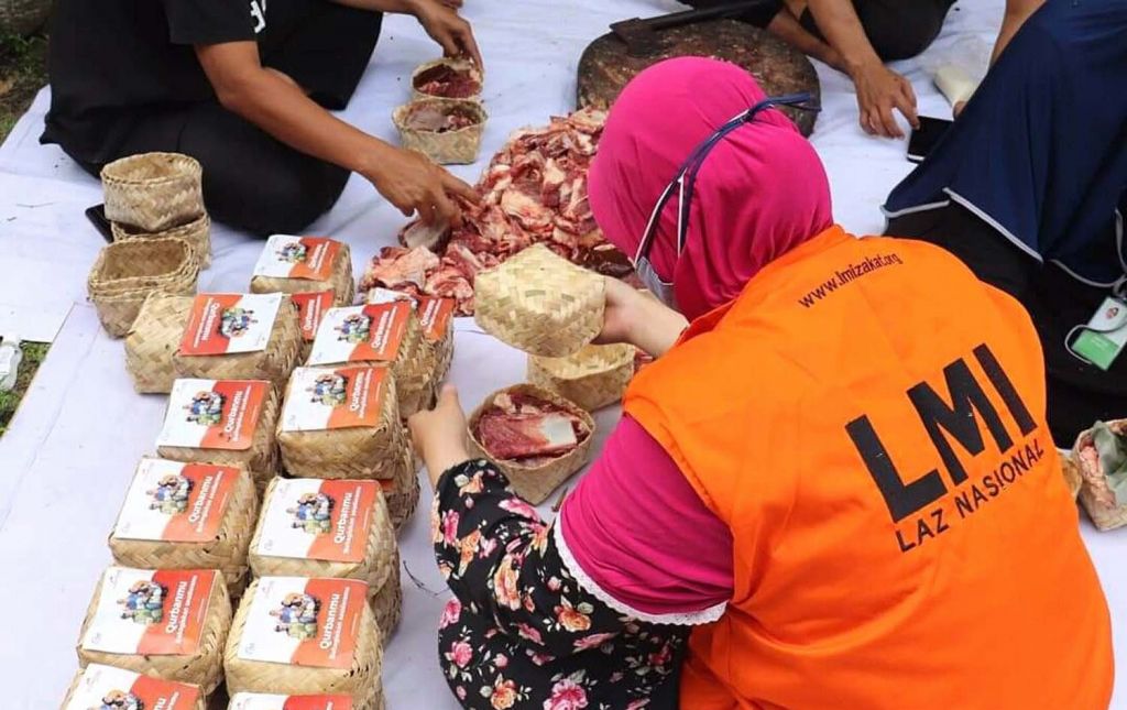 Begini Cara Laznas LMI Salurkan Daging Kurban ke Pelosok Negeri