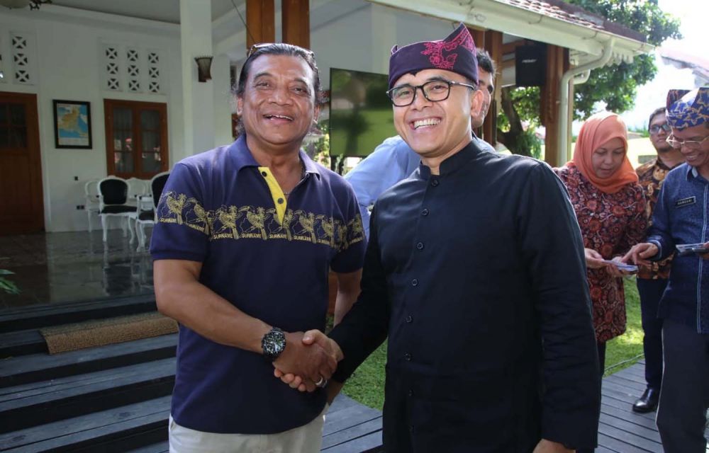 Didi Kempot bersama Bupati Banyuwangi Abdullah Azwar Anas
